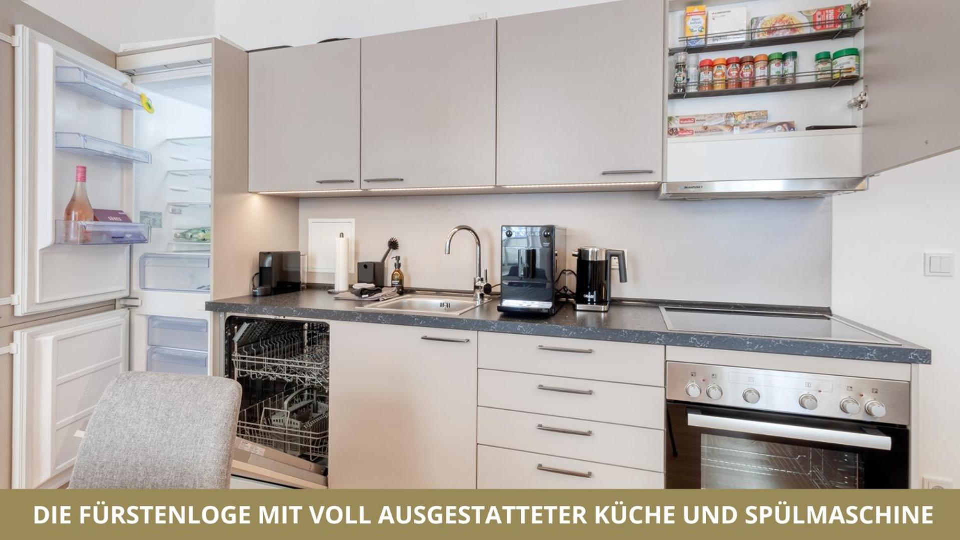 Neu Fewo Fuerstenloge 1-6 Pers Hinter Dem Markgraeflichen Opernhaus - 2 Schlafzimmer Mit Boxspringbetten 4 Einzel Oder 2 Doppelbetten, Balkon Und Einbaukueche, Barrierearm 바이로이트 외부 사진