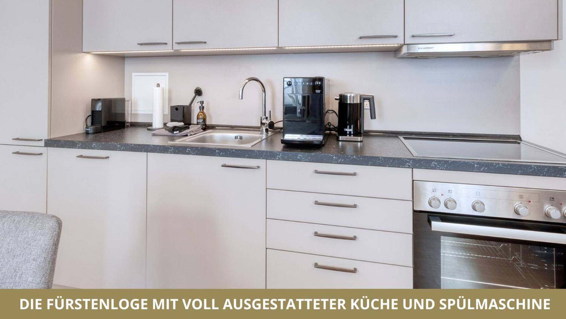 Neu Fewo Fuerstenloge 1-6 Pers Hinter Dem Markgraeflichen Opernhaus - 2 Schlafzimmer Mit Boxspringbetten 4 Einzel Oder 2 Doppelbetten, Balkon Und Einbaukueche, Barrierearm 바이로이트 외부 사진