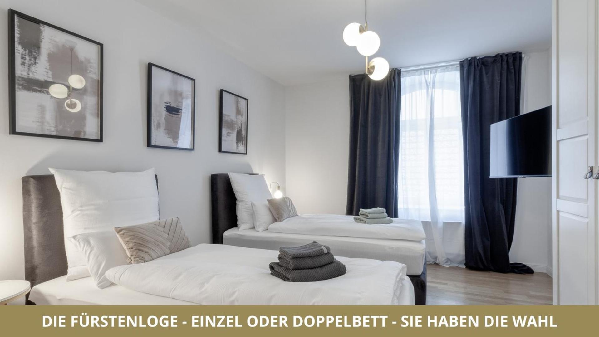 Neu Fewo Fuerstenloge 1-6 Pers Hinter Dem Markgraeflichen Opernhaus - 2 Schlafzimmer Mit Boxspringbetten 4 Einzel Oder 2 Doppelbetten, Balkon Und Einbaukueche, Barrierearm 바이로이트 외부 사진